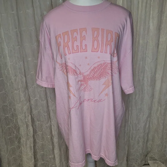 Comfort Colors Pink Free Bird Tee Shirt - Picture 1 of 5